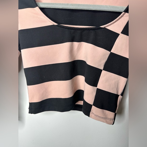 Bebe black/pink striped crop top - Picture 6 of 6